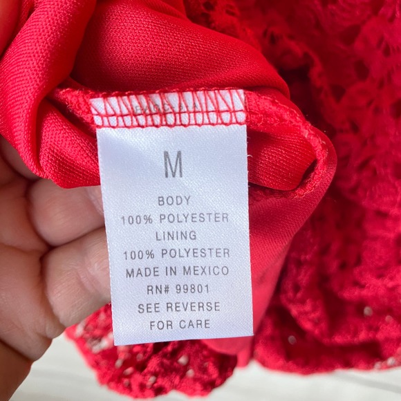 ROZ & ALI Women's Crochet Lace Top 3/4 Bell Sleeve Red-Medium - Picture 6 of 7